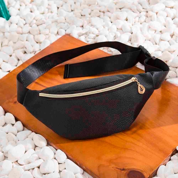 aesthetic fanny pack